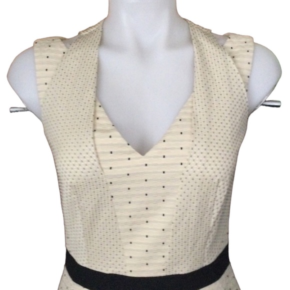 Piazza Sempione Sleeveless Knee Length Dress - Picture 4 of 9